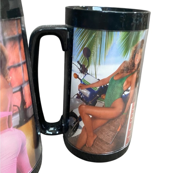 Lot of two vintage 80s 90s Snap-On Tool Mugs featuring toolmate girls Pin-up - Picture 7 of 8